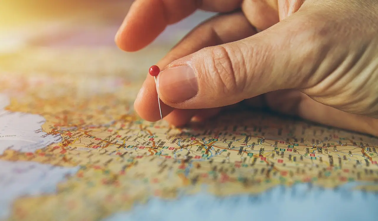 travel, pinned, pinning, maps