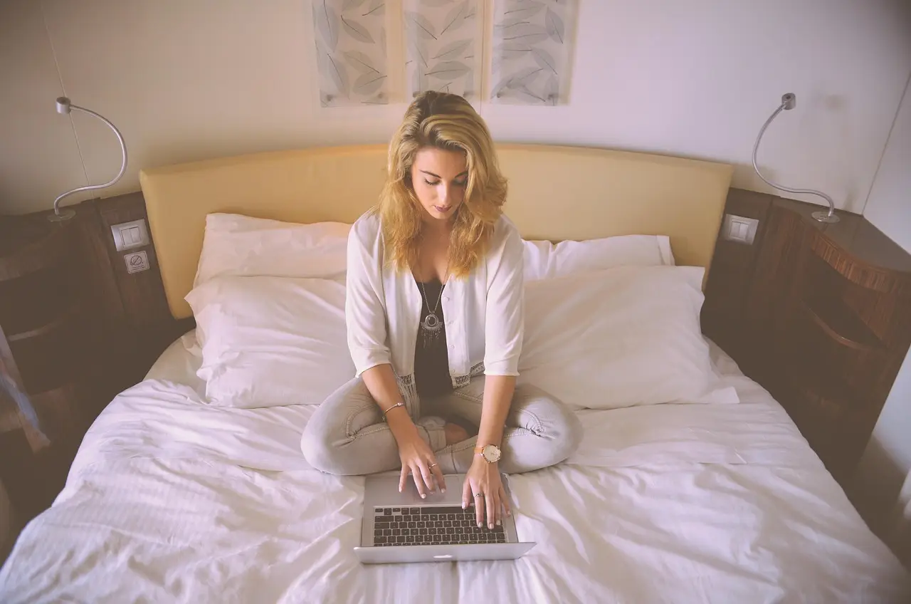 woman, working, bed, laptop