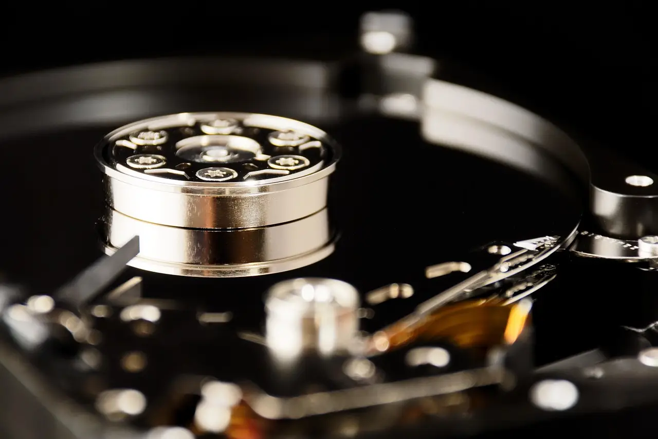 storage, storage medium, hard drive, hdd