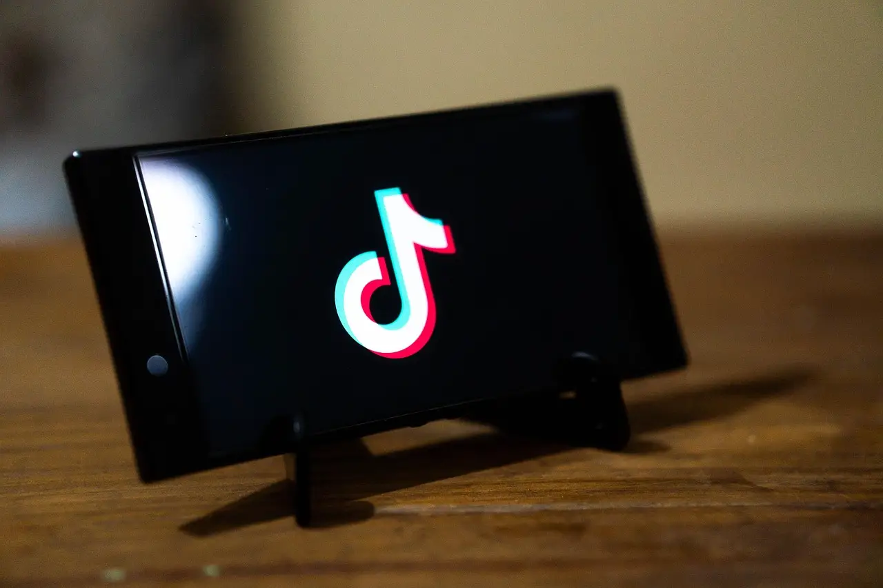 tiktok, app, smartphone, application